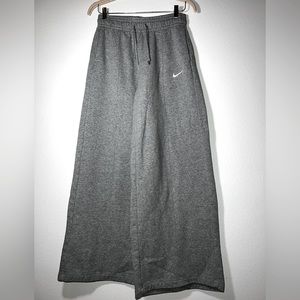 Nike wide leg sweat pant
